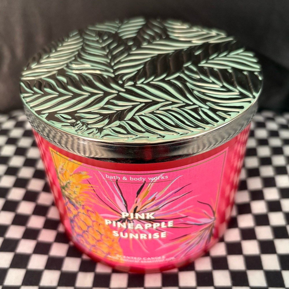 BBW Pink Pineapple Sunrise - Picture 2 of 4